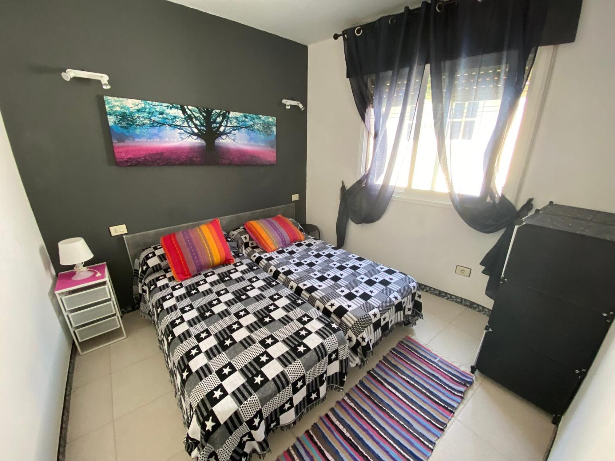 Apartamentos Blanco Y Negro 아 과르다 외부 사진